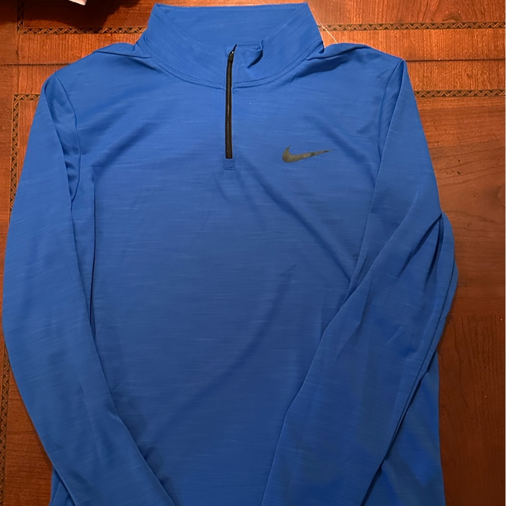 MENS NIKE QUARTER ZIP SIZE LARGE